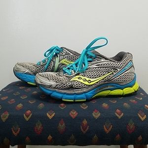 Womens Power Grid Triumph 9 Running/Casual Shoes